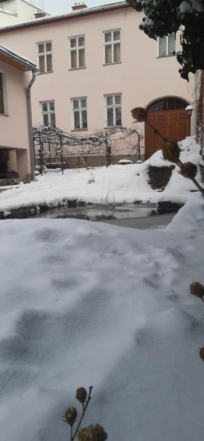 Lovecky Apartman Na Namesti Ve Frenstate Pod Radhostem Frenstat pod Radhostem Exterior photo